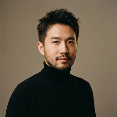 男同网首席导演陈逸飞